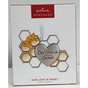 HALLMARK 2023 ORNAMENT - OUR LOVE IS SWEET
